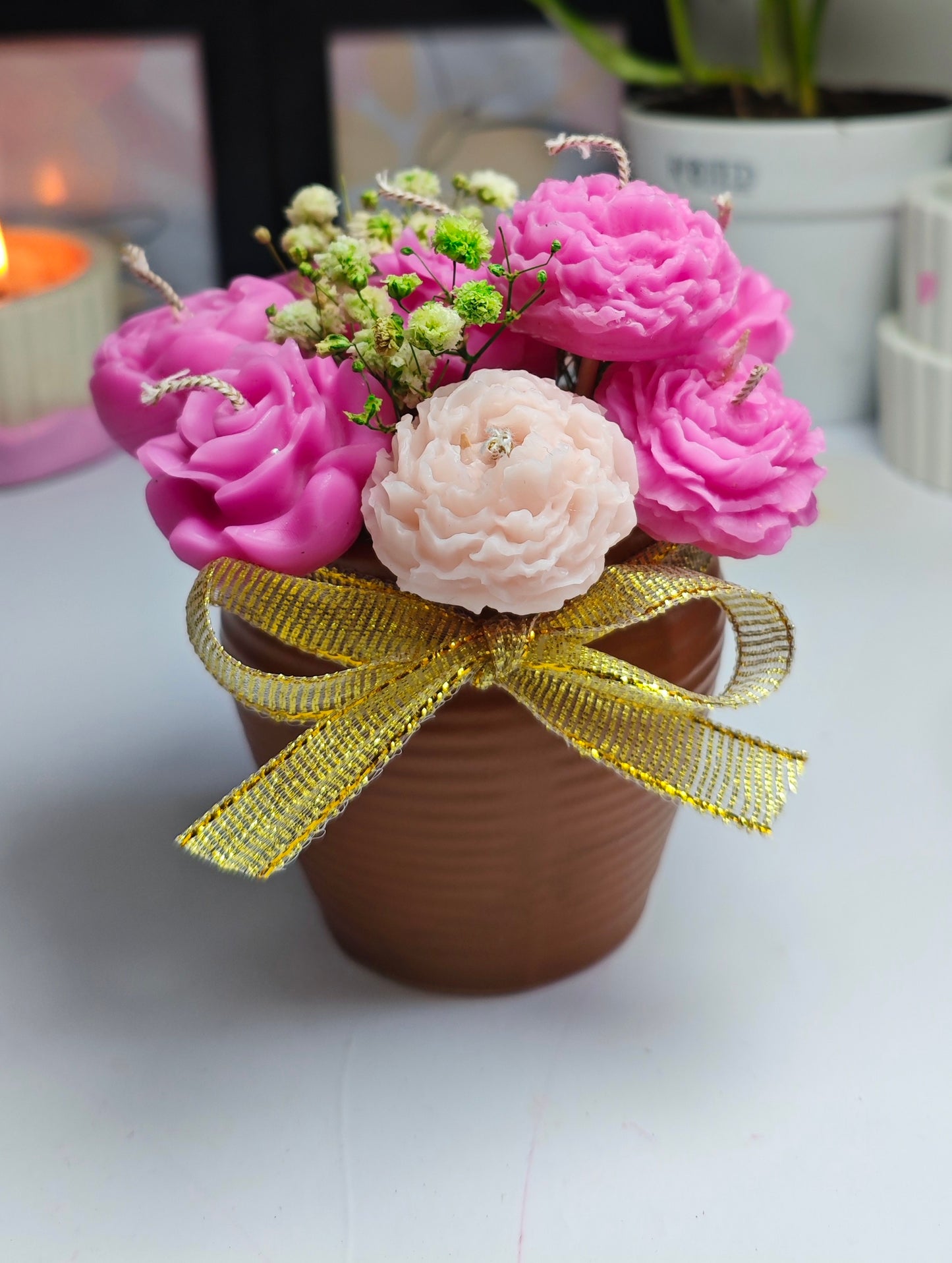 Handmade Rose Flower Candle Bouquet in Ceramic Pot – Luxury Decorative Soy Wax Gift for Valentine’s, Anniversary & Home Decor