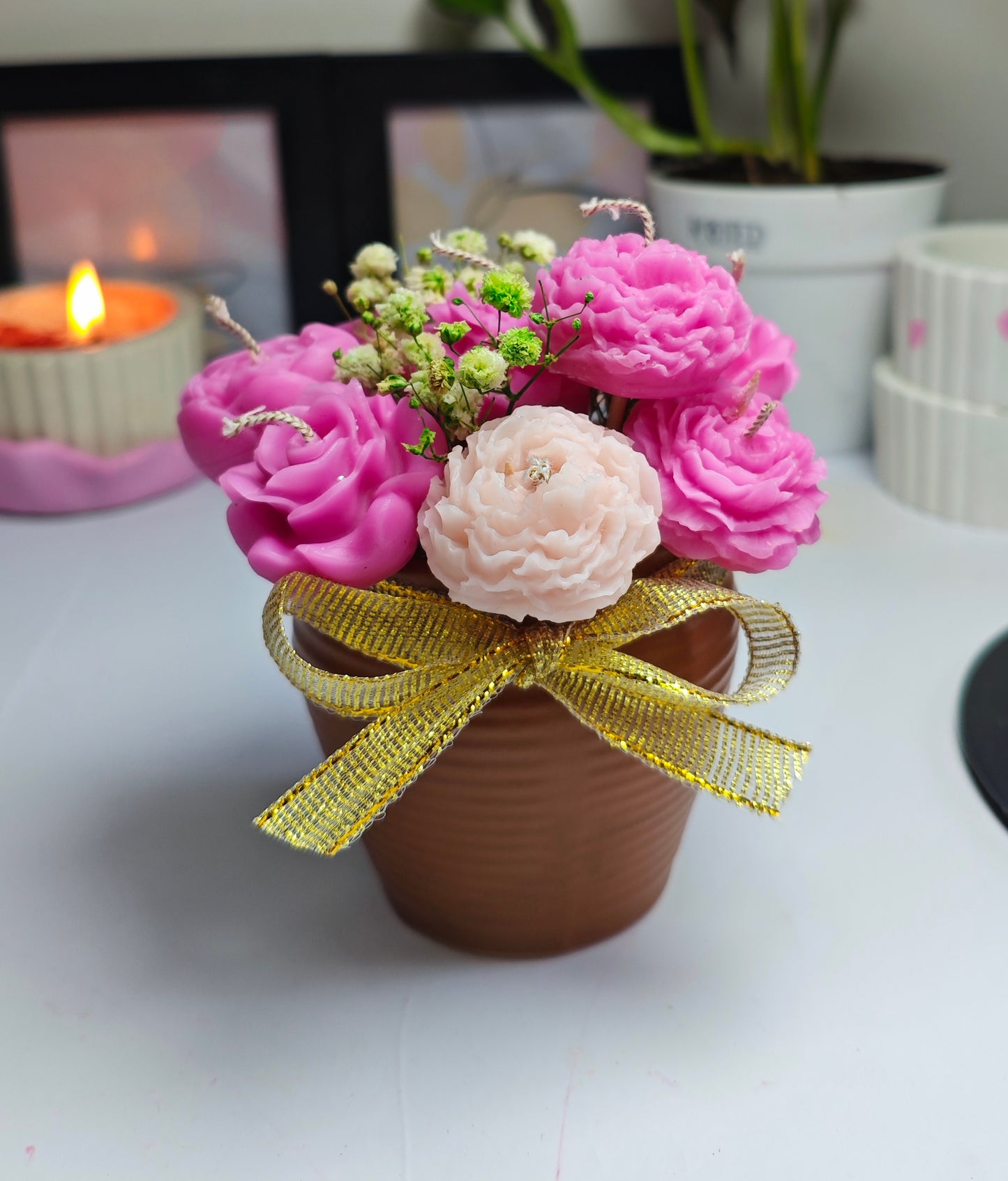 Handmade Rose Flower Candle Bouquet in Ceramic Pot – Luxury Decorative Soy Wax Gift for Valentine’s, Anniversary & Home Decor